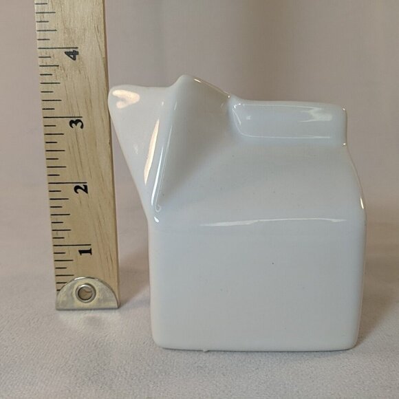 Williams Sonoma Grestel 2012 Ceramic Milk Carton Short White - Picture 6 of 8